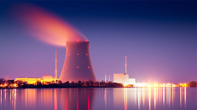 صنعت هسته ای، امروز پیشرفته تر است یا قبل از انقلاب؟