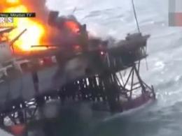 32 کشته در آتش‌سوزی سکوی نفتی در دریای خزر