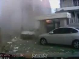 لحظه انفجار خودرو بمب گذاری شده در بغداد 