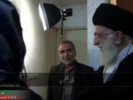 حضور رهبر انقلاب در منزل خانواده شهید آشوری با زیرنویس اردو