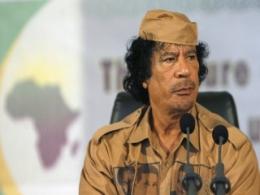 توهم دیکتاتور لیبی در آستانه سقوط: «من در آخر شهید می شوم»