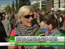 تظاهرات مردم در یونان و درگیری با پلیس در خیابان‌های آتن