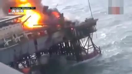 32 کشته در آتش‌سوزی سکوی نفتی در دریای خزر