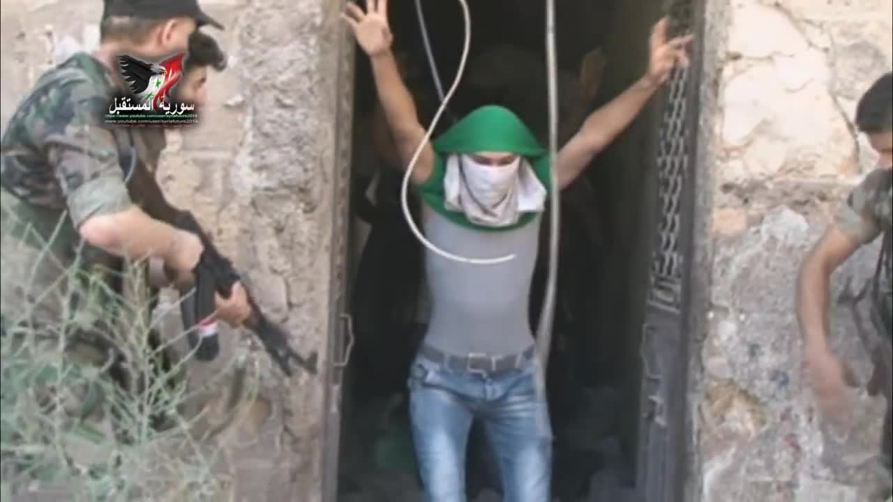 آغاز تسلیم گروهی تروریستها در حلب