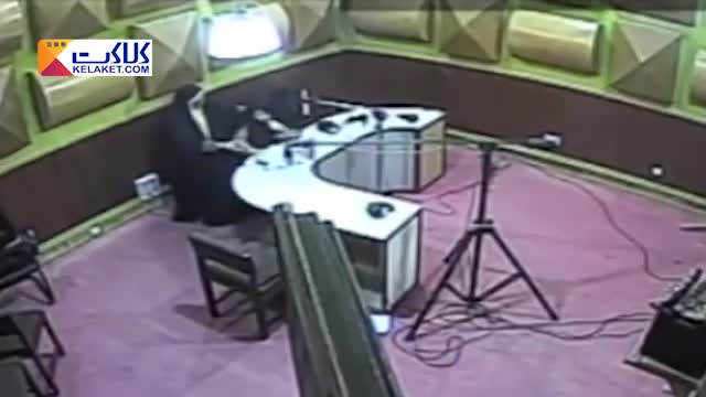 حمله قلبی گوینده خبر رادیو گلستان حین اجرای زنده!