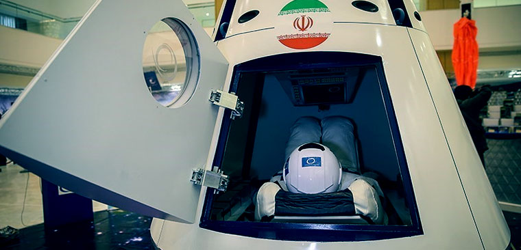 رونمایی از فضاپیمای سرنشین دار ایرانی