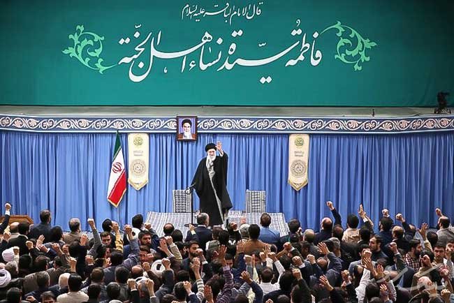 رهبر انقلاب: بنده مشاهده میکنم که پیروزی متعلق به ملت ایران است