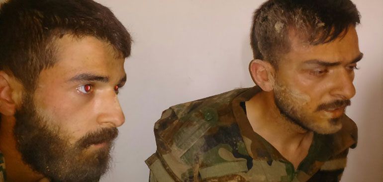 شکنجه دو نظامی سوری توسط تروریست ها 